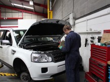 Land Rover Servicing Leeds West Yorkshire: Adventure service and Repair